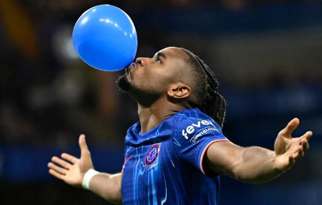 b体育app-法尔克：恩昆库更愿意加盟拜仁，但拜仁监事会只允许租借转会