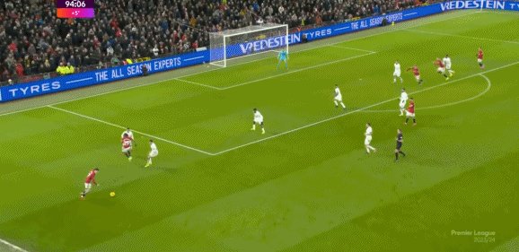 1705267176433032840.gif 曼联95.gif