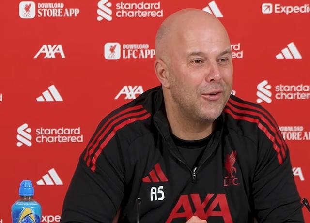 b体育下载-斯洛特：我要赞扬罗伯逊在媒体面前的发言；很高兴萨拉赫回归