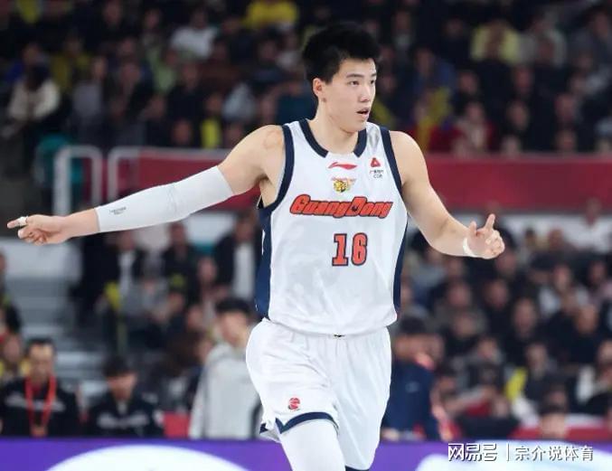 b体育-高兴早了，广东队大胜吉林队却收两个坏消息，杜峰爱徒再次受伤